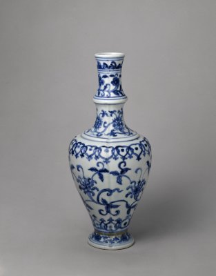 Blue and white with pattern melon Leng bottle